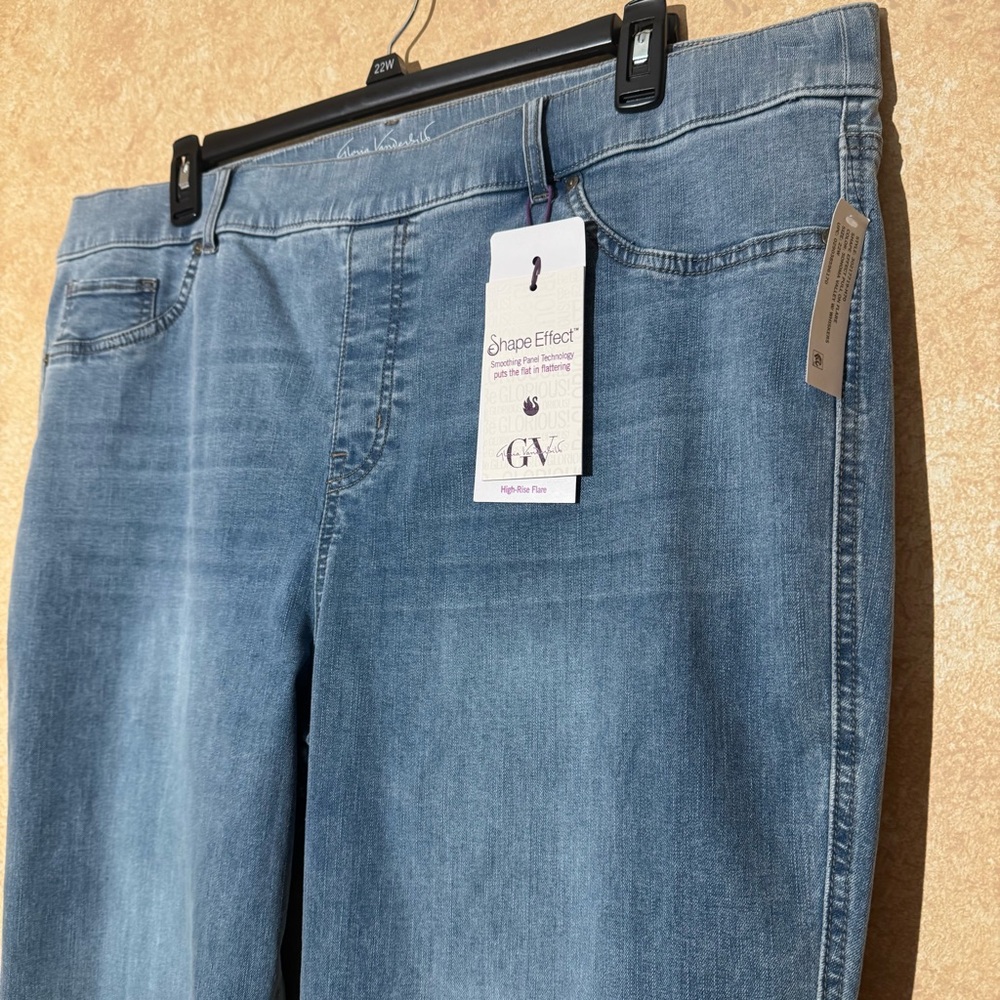 NEW Gloria Vanderbilt Women's Blue Jeans Size: 22 - Picture 2 of 15